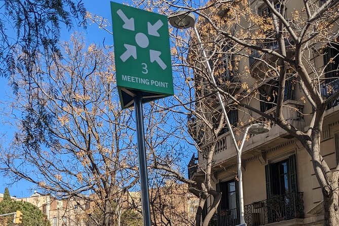 Golden Hour Sagrada Familia & Sunset Park Güell - Reviews and Ratings