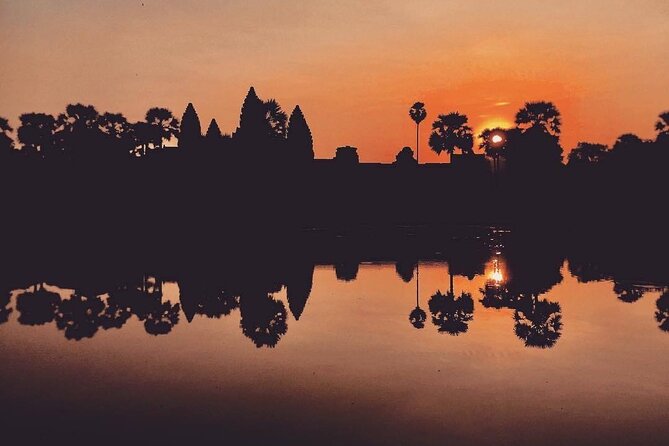 Golden Hours: Angkor Wat Sunrise Photography Tour With a Pro! - Key Highlights
