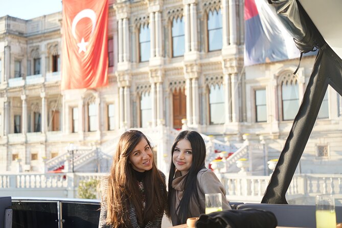 Golden Sunset Cruise on Luxury Yacht in Istanbul Bosphorus - Highlights of the Cruise