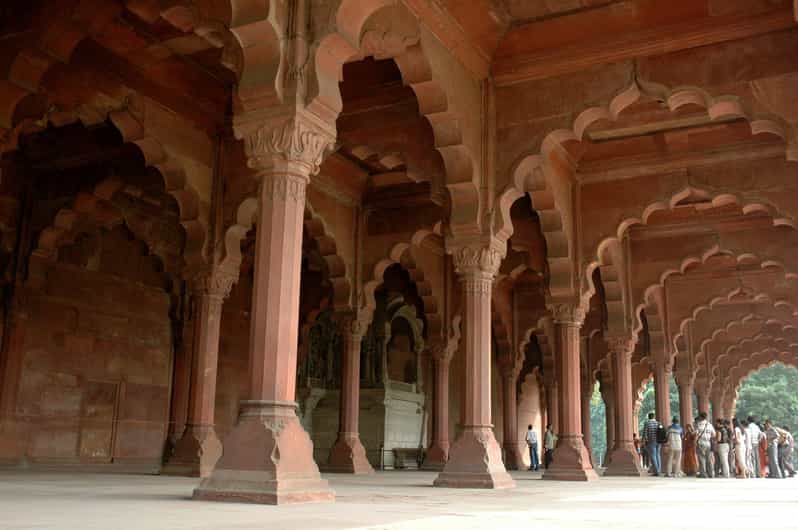 Golden Taj Tours (Delhi - Agra - Jaipur) - Key Points