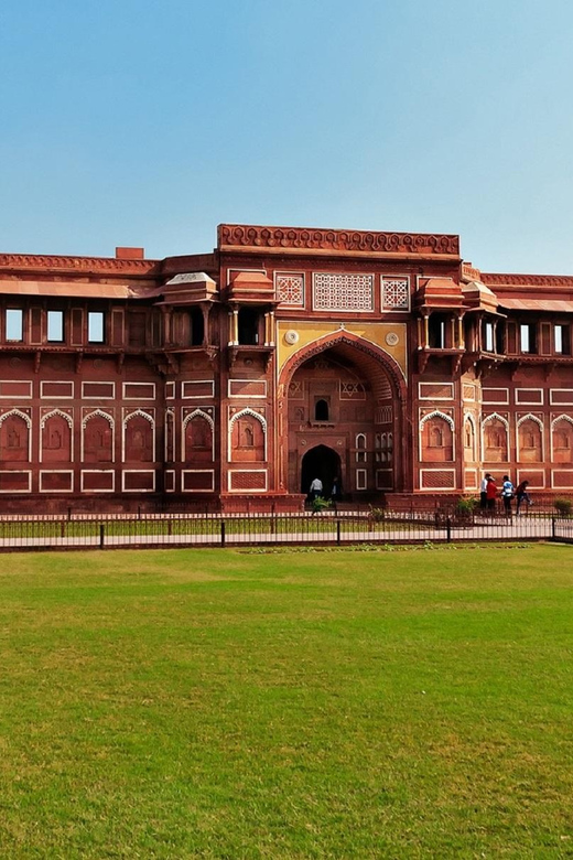 Golden Triangle Tour 4 Days From Mumbai With Return Flights - Day 3: Agra to Jaipur