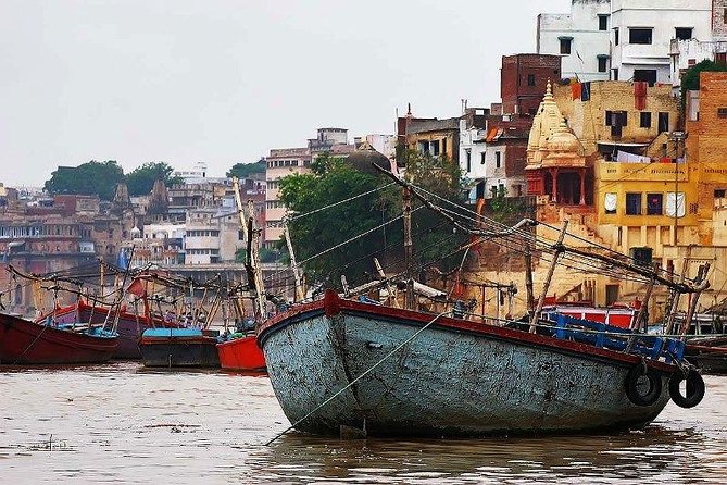 Golden Triangle With Varanasi - Inclusions