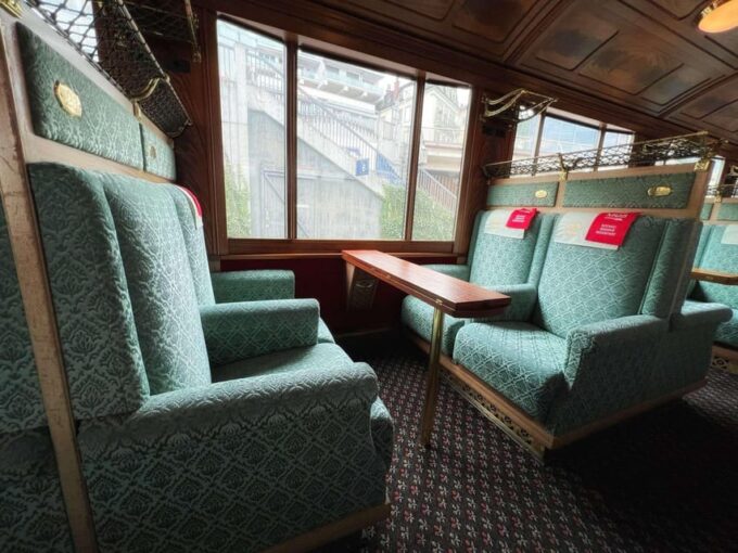 Goldenpass Belle-Epoque: a Vintage Ride Gstaad-Zweisimmen - Local Wine Tasting Opportunities