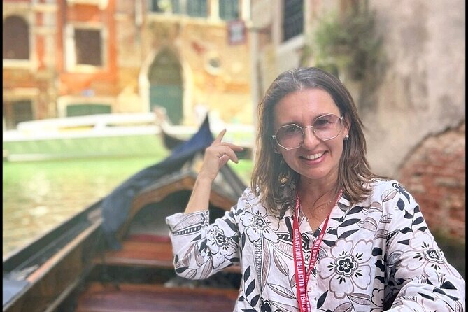 Gondola Ride or Motor Boat Tour in Venice - Quick Points