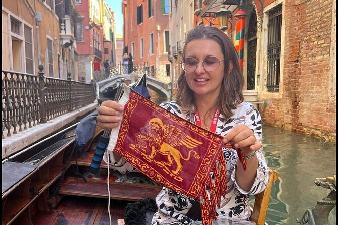 Gondola Ride or Motor Boat Tour in Venice - Booking Information