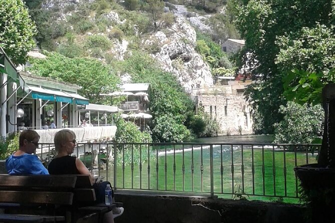 Gordes, Roussillon(+ Ochre Trail) & Fontaine De Vaucluse - Roussillon and the Ochre Trail
