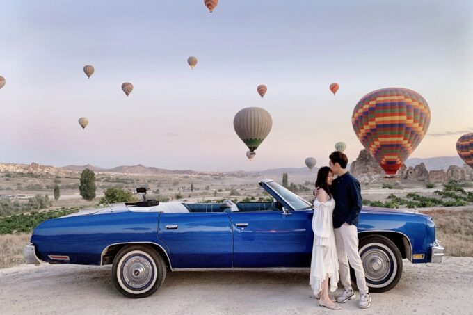 Göreme: Cappadocia Photoshoot Tour W/ Vintage Car - Ideal for Special Occasions