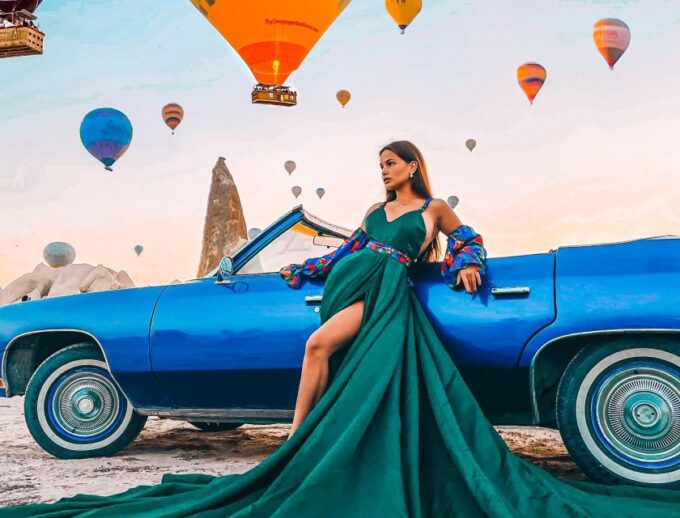 Göreme: Cappadocia Photoshoot Tour W/ Vintage Car - Scenic Locations and Fairy Chimneys