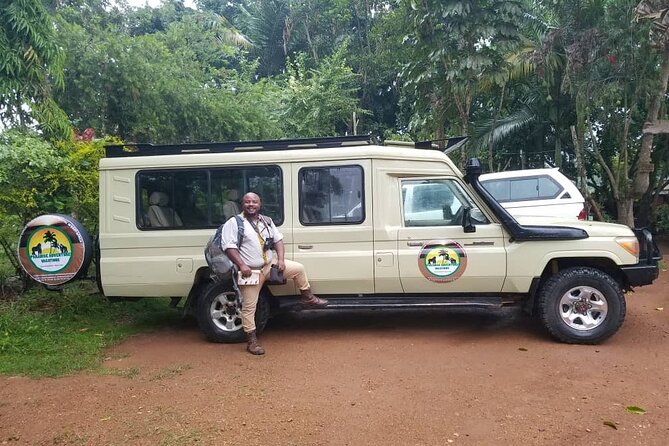 Gorilla & Chimpanzee Trekking in Uganda - 5 Days - Park Entrance Fees