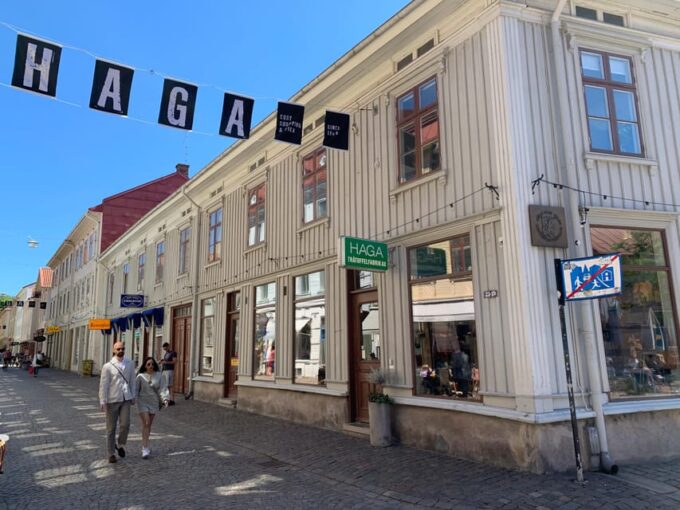 Gothenburg: Brothel and Murder in Haga - Prohibited Items and Restrictions