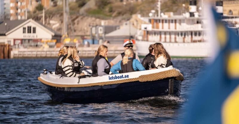Gothenburg City Center: Electric Selfdrive Boat Tour - Booking and Cancellation