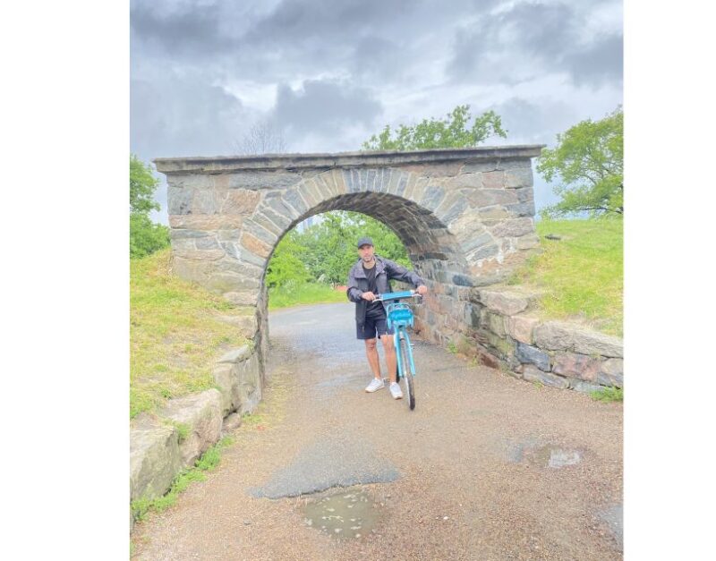 Gothenburg: City Highlights Bike Tour With Transfer - Customer Reviews
