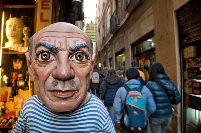 Gothic Quarter Free Walking Tour in English - Experience Highlights