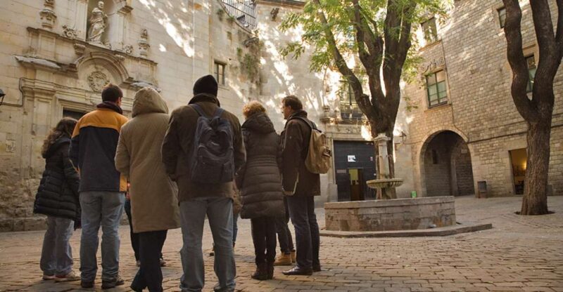 Gothic Quarter Free Walking Tour in English - Guided Tour Details