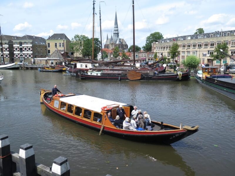 Gouda: Historical Canal Cruise - Vessels