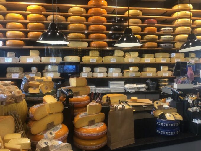 Gouda, Witches & Cheese Tour - Short Stroll in Oudewater