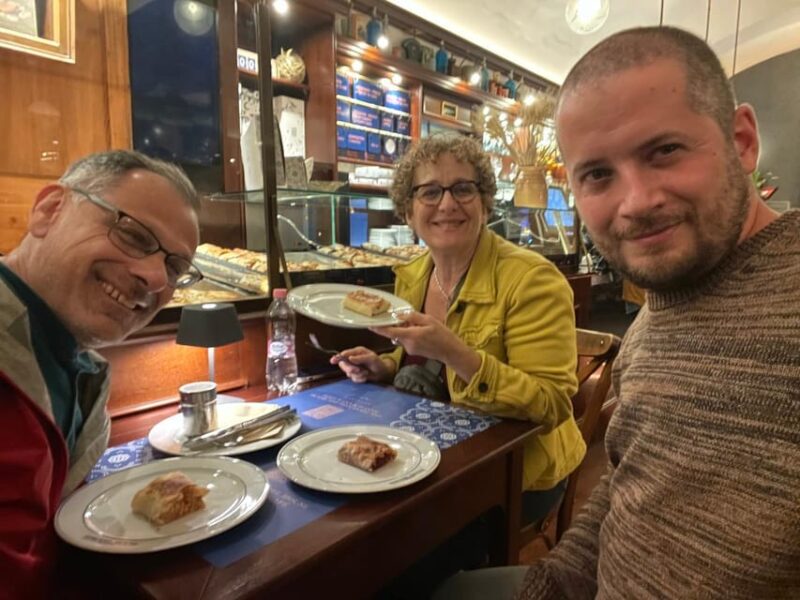 Goulash, Chicken Paprikash & Sponge Cake (3 Dishes Included) - Key Points