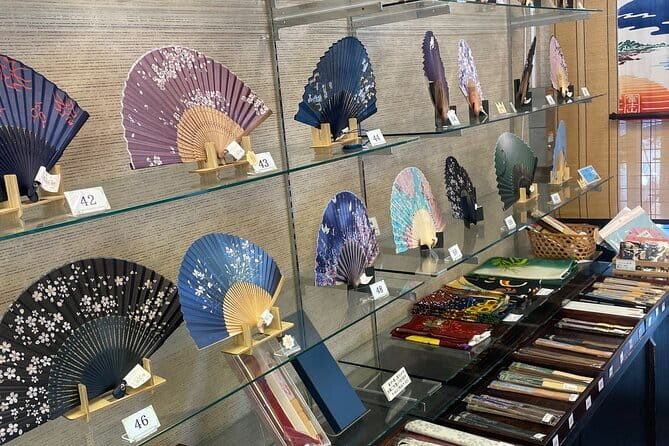 Gourmet and Historical Tour in Enoshima - Meeting and Pickup