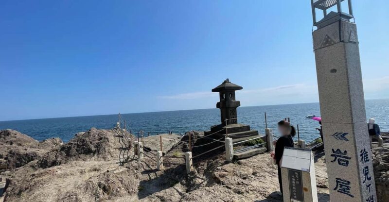 Gourmet Food and Temple Visit Tour in Enoshima - Included in the Tour