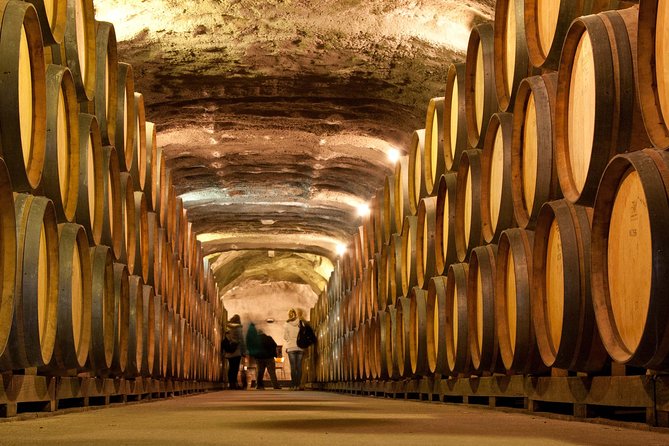 Gourmet Food, Wine and Cheese Tour From Queenstown - Premier Wine Region