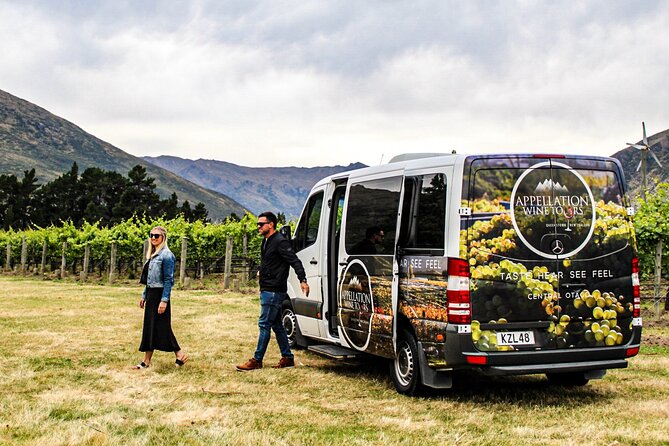 Gourmet Food, Wine and Cheese Tour From Queenstown - Gourmet Lunch Experience