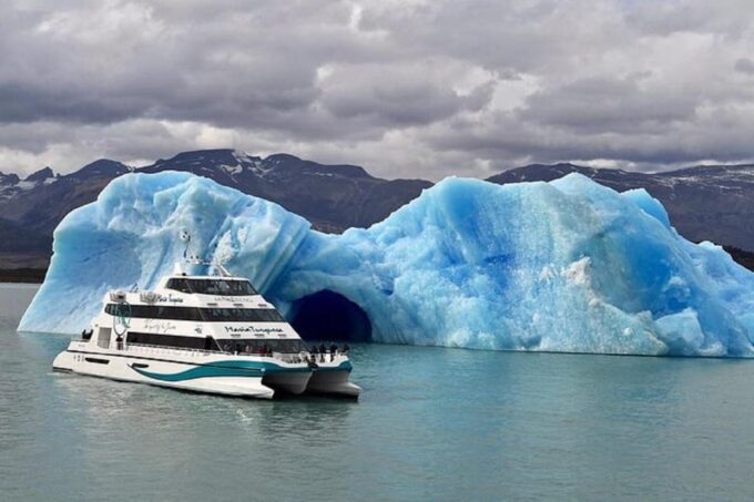 Gourmet Navigation Through the Glaciers - Why Choose This Tour?