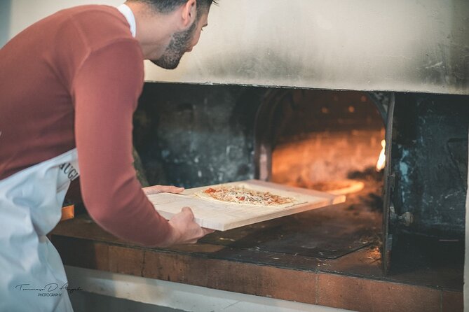 Gourmet Pizza Workshop and Wine Tasting - Exploring Local Wines