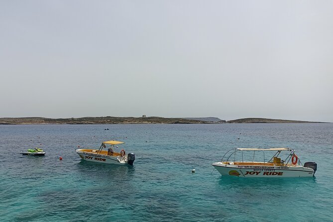 Gozo: 1 Hour Kayak + Cave Tour + Blue Lagoon Drop off - Kayak Adventure and Cave Tour
