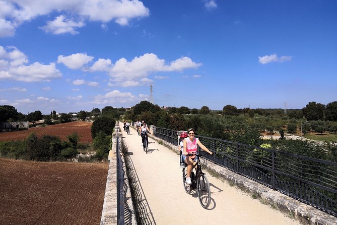 GPS Tour With E-Bike on Cycleroute of Acqueduct Pugliese With Wine Tasting Directly in Vineyards - Tour Route and Terrain