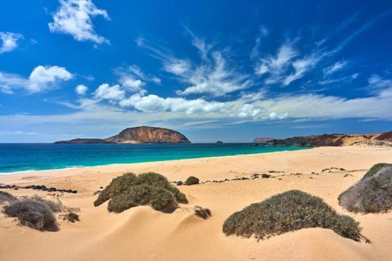 Graciosa Island: Jeep Safari Playa De Las Conchas - Exploring La Graciosa Island