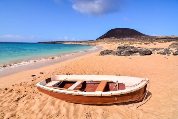 Graciosa Island: Jeep Safari Playa De Las Conchas - Inclusions and Exclusions