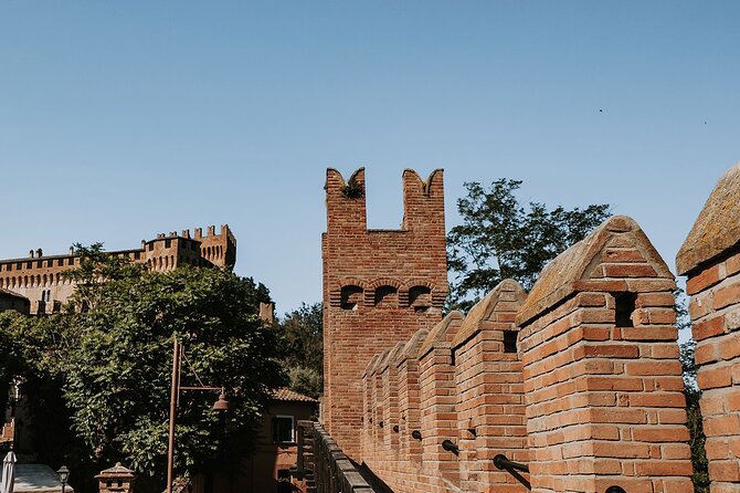 Gradara: Complete Guided Tour in Small Groups - Accessibility and Participation