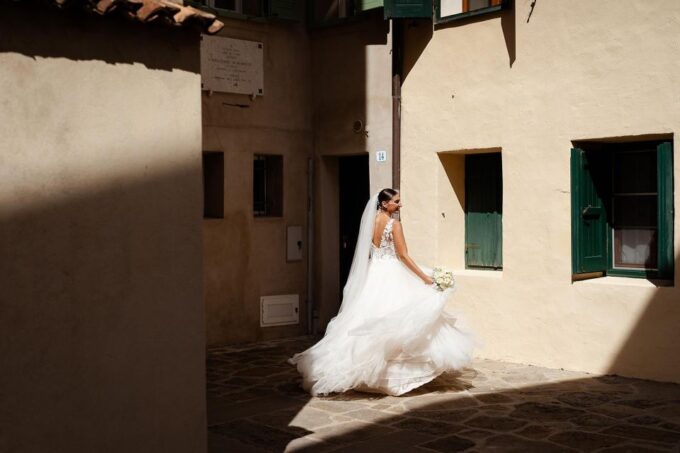 Grade: Your Private Couple and Family Photos - About the Photographer