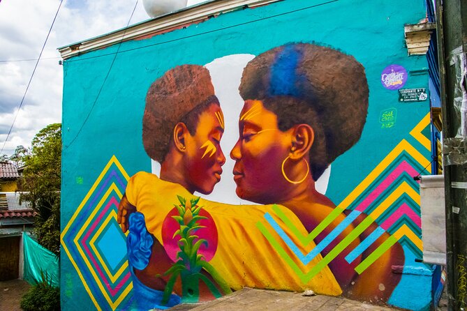 Graffiti Bogotá Private Walking Tour Express(3 Hrs.) - Cultural Experience