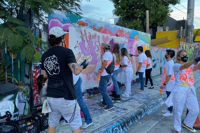 Graffiti Class - Pedro AMOS Galeria - Little River - Whats Included