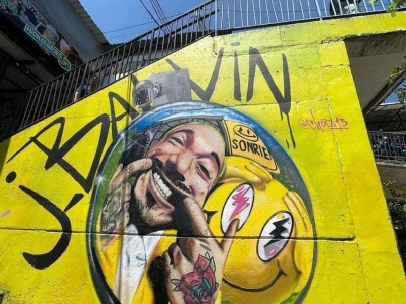 Graffiti Tour Medellin: History and Art in Comuna 13 - Inclusions
