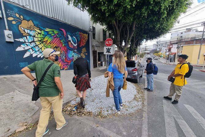 Graffiti Walking Tour in 4 Grados Norte Guatemala City - Key Points