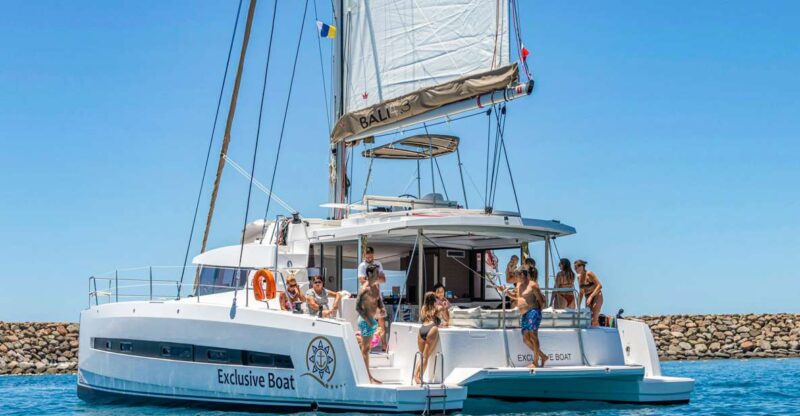 Gran Canaria: Catamaran Day Trip With Food and Drinks - Additional Features