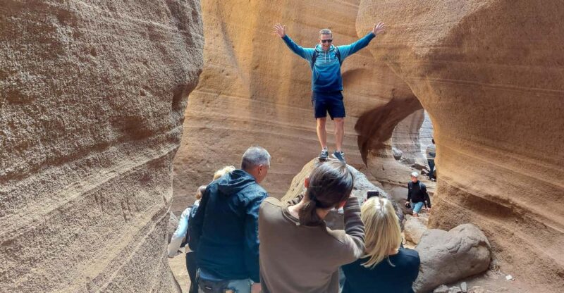 Gran Canaria Cave, Oasis, Red-Gorge Adventure & Cosy Picnic - Itinerary Highlights