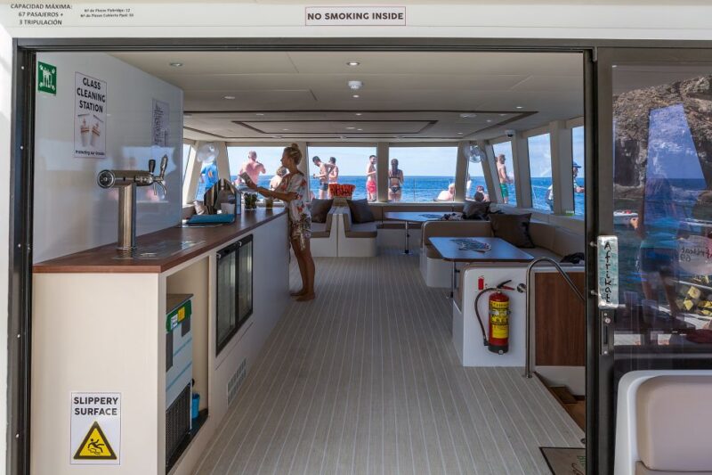 Gran Canaria: Fun Catamaran Cruise With Food and Drinks - Refreshing Beverages