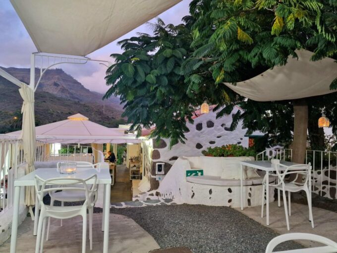 Gran Canaria: Spanish Tapas and Wine Tasting Tour in Mogan - Optional Lunch or Dinner