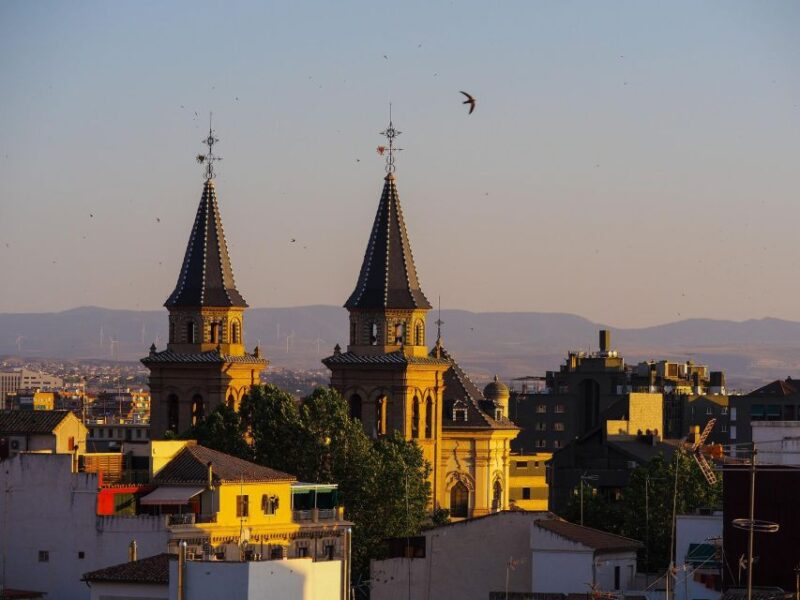 Granada: 10 Attractions Self-Guided Audio Tour - Tour Inclusions