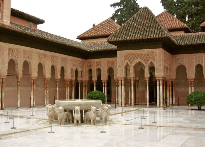 Granada: 10 Attractions Self-Guided Audio Tour - Customer Feedback