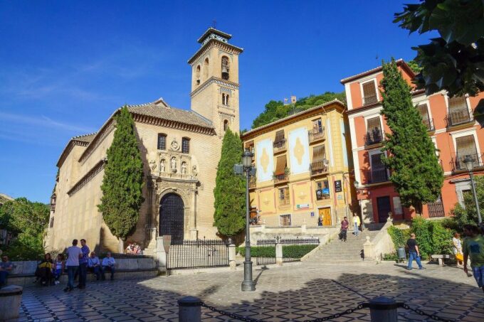 Granada: 10 Attractions Self-Guided Audio Tour - Getting Started