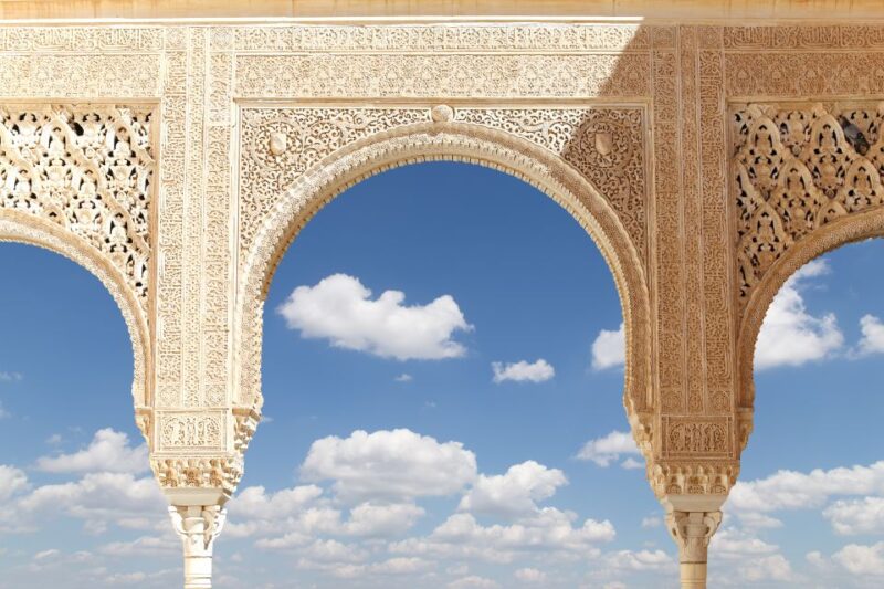 Granada: 3-Hour Alhambra and Generalife Gardens Guided Tour - Important Information