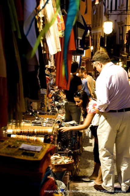 Granada Albaicín: 2.5-Hour Tapas & Drinks Walking Tour - Duration and Language Options
