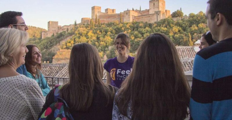 Granada: Albaicín and Sacromonte 2.5-Hour Walking Tour - Highlights of the Tour