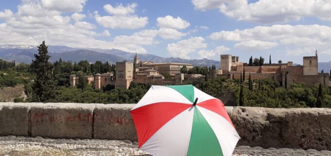 Granada: Albaicin and Sacromonte Districts Guided Tour - Frequently Asked Questions