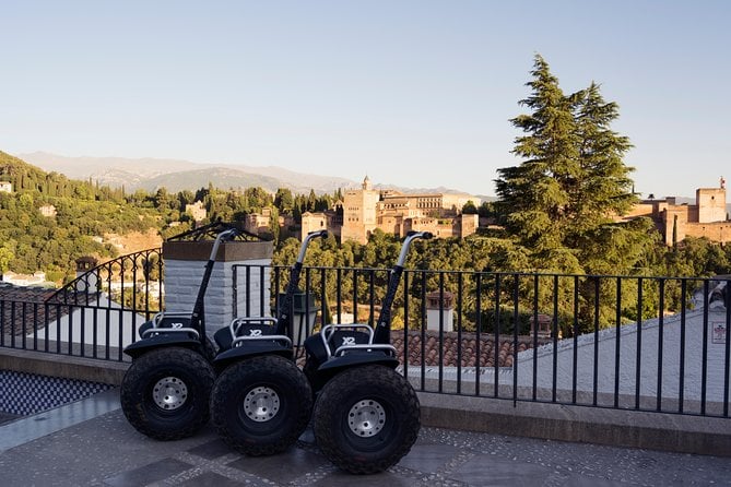 Granada: Albaicin and Sacromonte Segway Tour - Meeting and Pickup Details