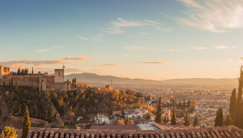 Granada: Albaicin and Sacromonte Sunset Guided Walking Tour - Inclusions and Meeting Point